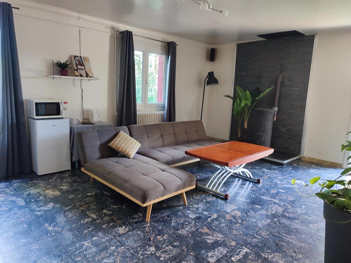 Suite Privee Montélimar Exteriör bild